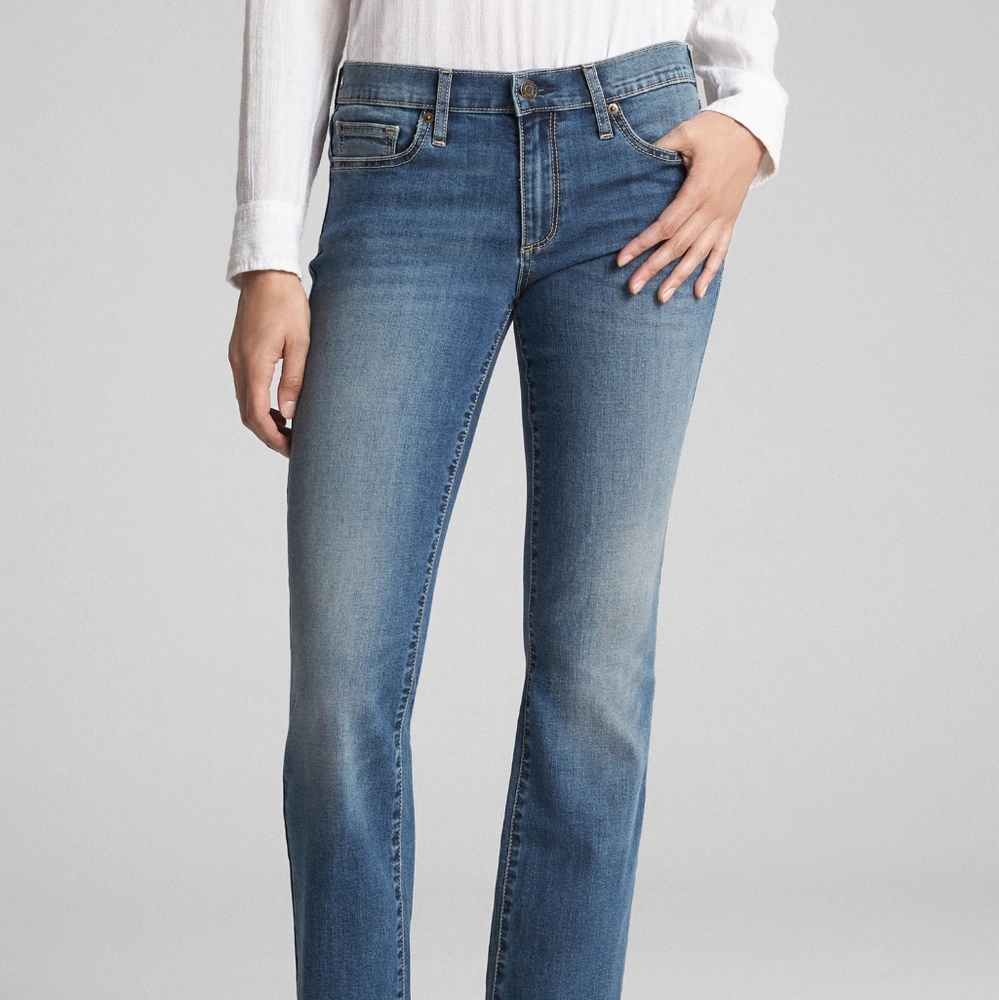 Gap Low Rise Boot Cut Jeans 8